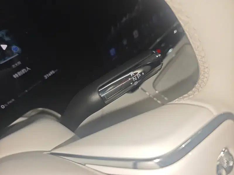 2025 S800 Premium Range Extended Star Executive Edition (4-seater) — миниатюра 14
