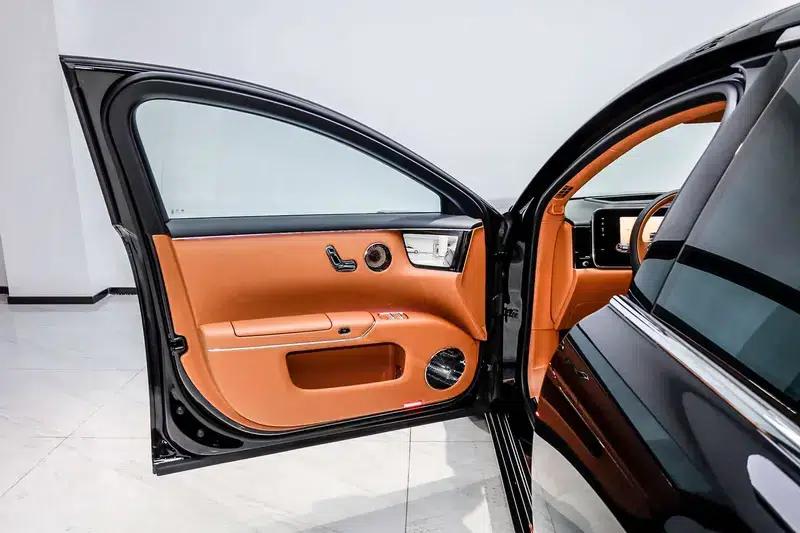 2025 S800 Premium Range Extended Star Executive Edition (4-seater) — миниатюра 38