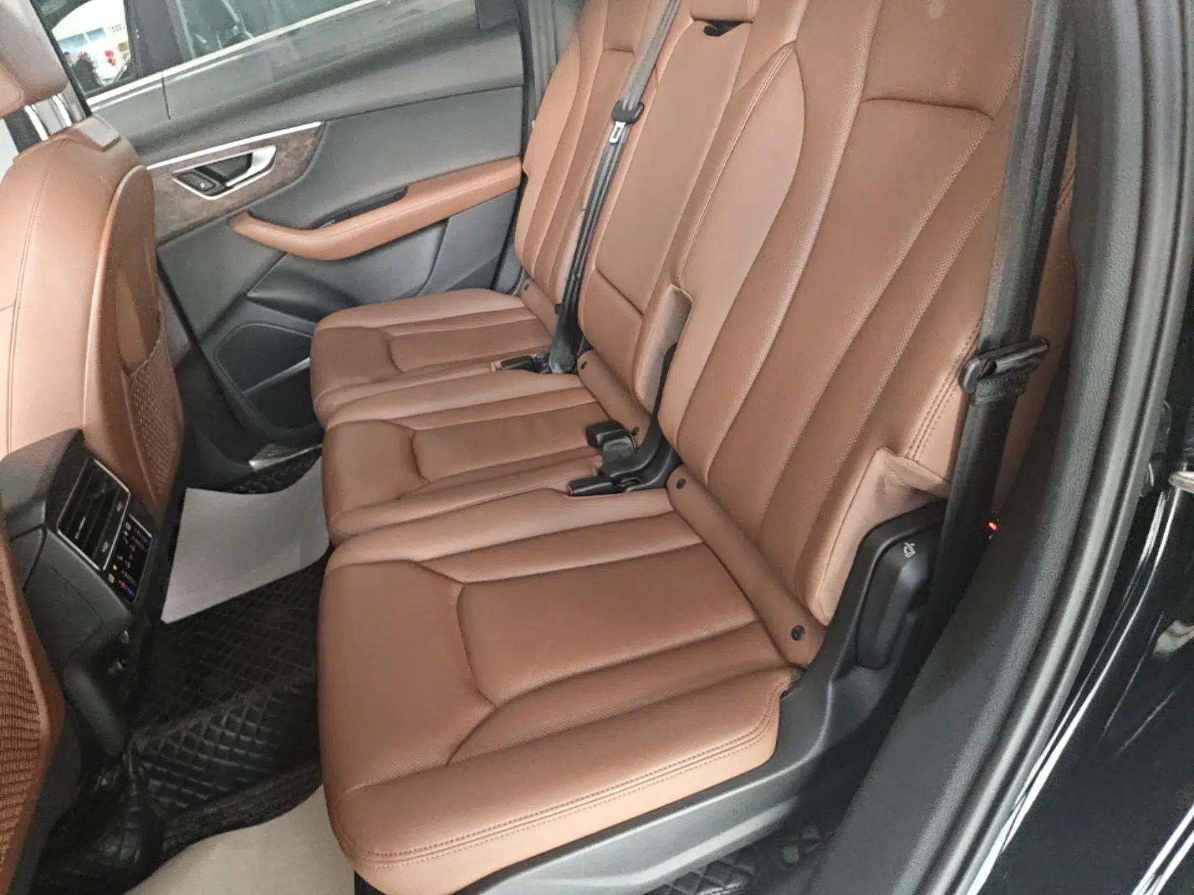 Audi Q7 2023 55 TFSI quattro S line Sport Edition — миниатюра 20
