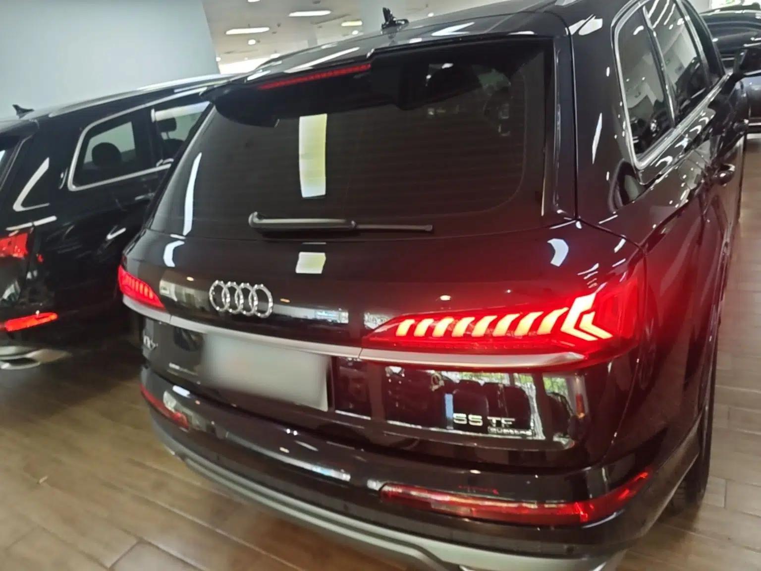 Audi Q7 2021 55 TFSI quattro S line Sport model — миниатюра 5