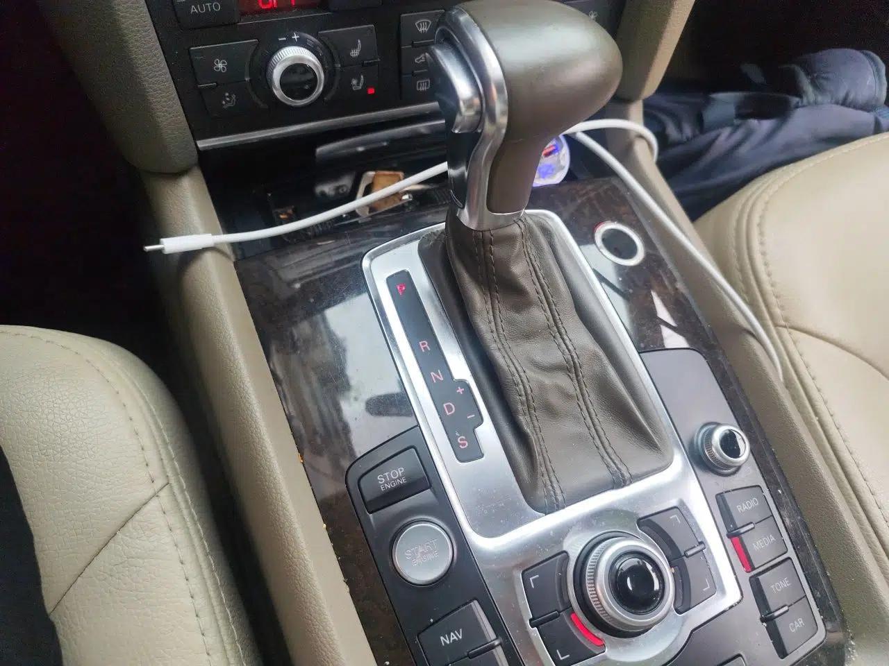 Audi Q7 2013 35 TFSI Technology Edition — миниатюра 14