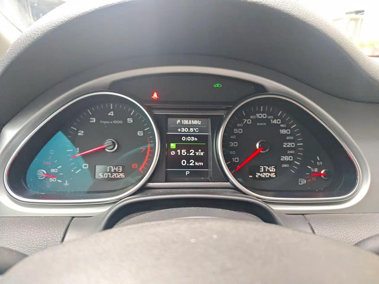 Audi Q7 2014 35 TFSI Off-road Model — миниатюра 11