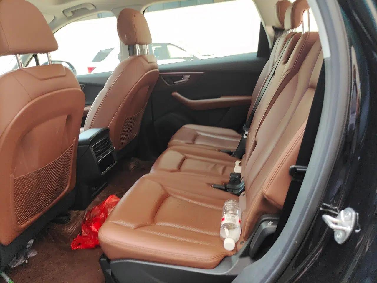 Audi Q7 2022 55 TFSI quattro S line Sport model — миниатюра 17