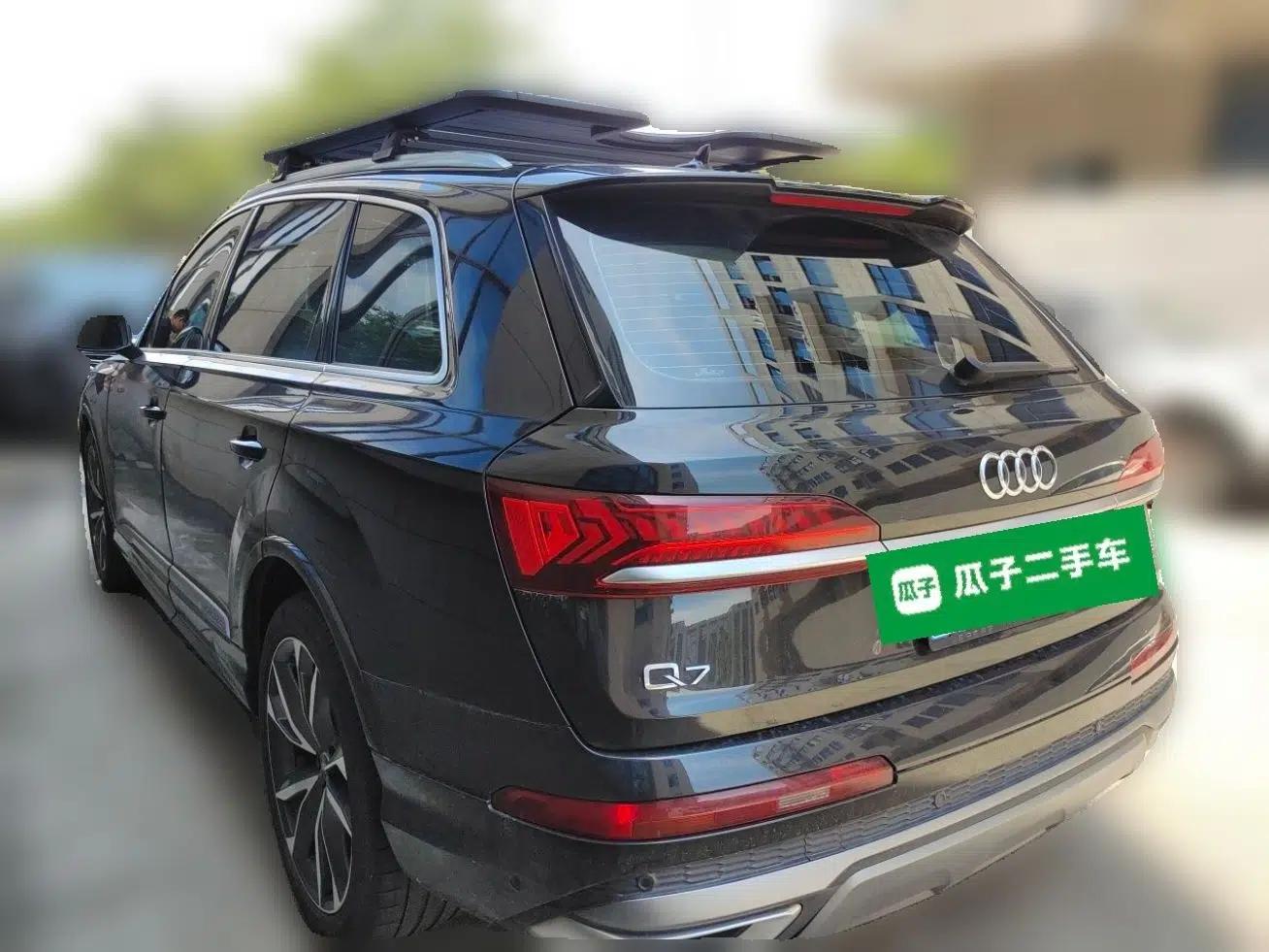 Audi Q7 2022 55 TFSI quattro S line Sport model — миниатюра 4