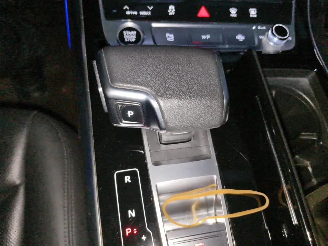 Audi Q7 2023 55 TFSI quattro S line Sport Edition — миниатюра 14