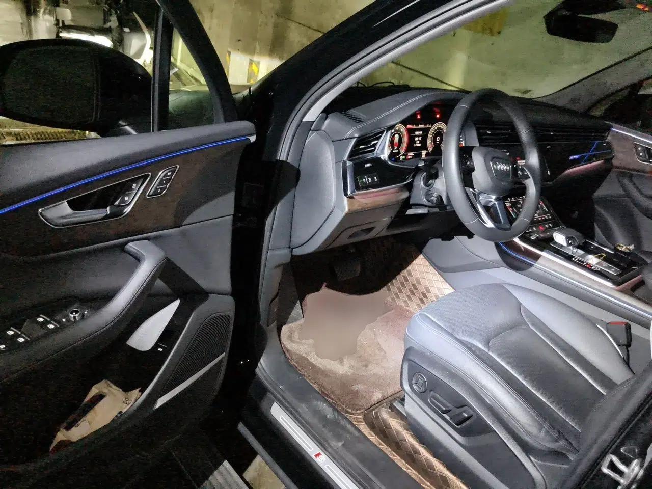 Audi Q7 2023 55 TFSI quattro S line Sport Edition — миниатюра 16