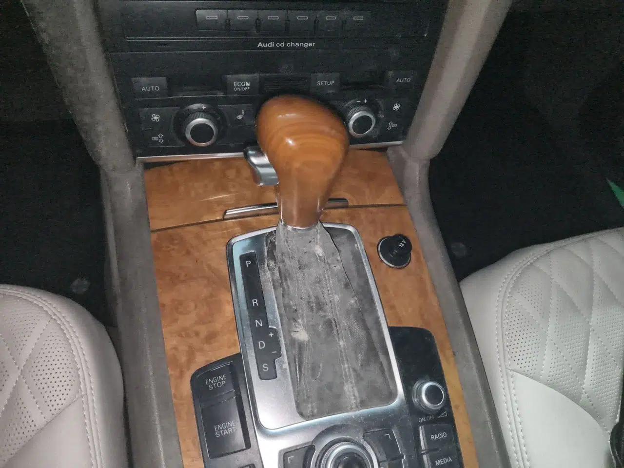 Audi Q7 2007 4.2 FSI quattro Luxury Model — миниатюра 14