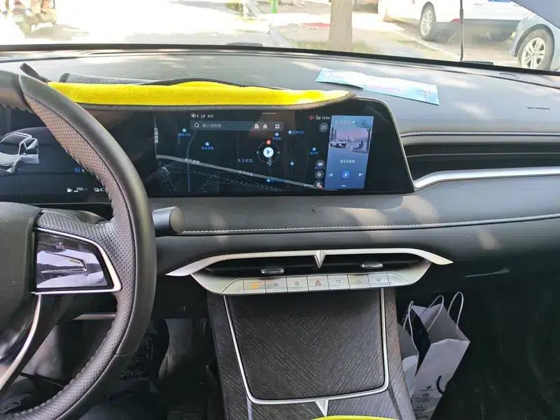 Venucia V DD-i 2023 Model 60KM iD Edition — миниатюра 12
