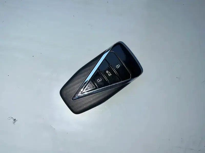 Venucia V DD-i 2023 Model 60KM iD Edition — миниатюра 11