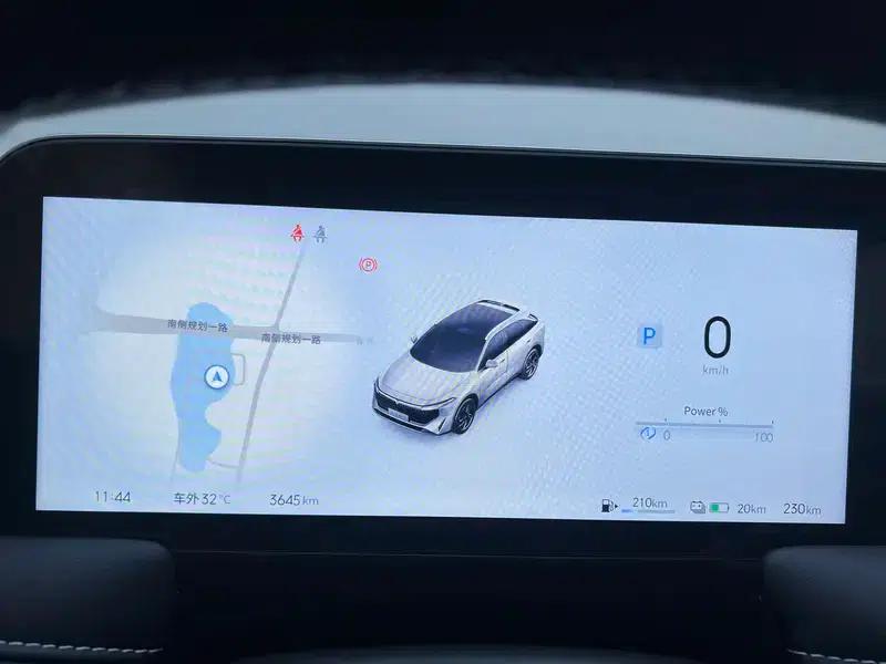 Venucia V DD-i 2023 Model 60KM iD Edition — миниатюра 15