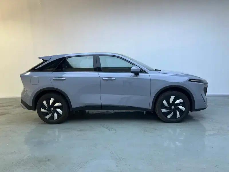 Venucia V DD-i 2023 Model 60KM iD Edition — миниатюра 8