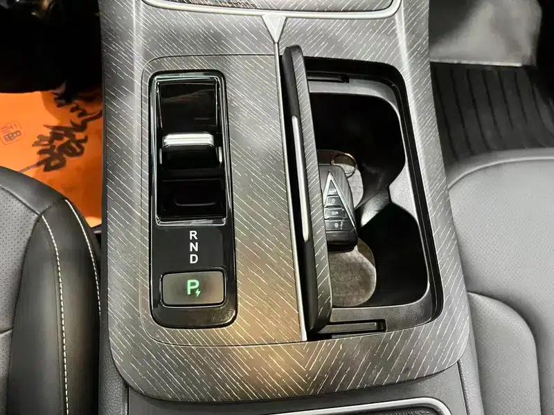 Venucia V DD-i 2023 Model 110KM iE Edition — миниатюра 22