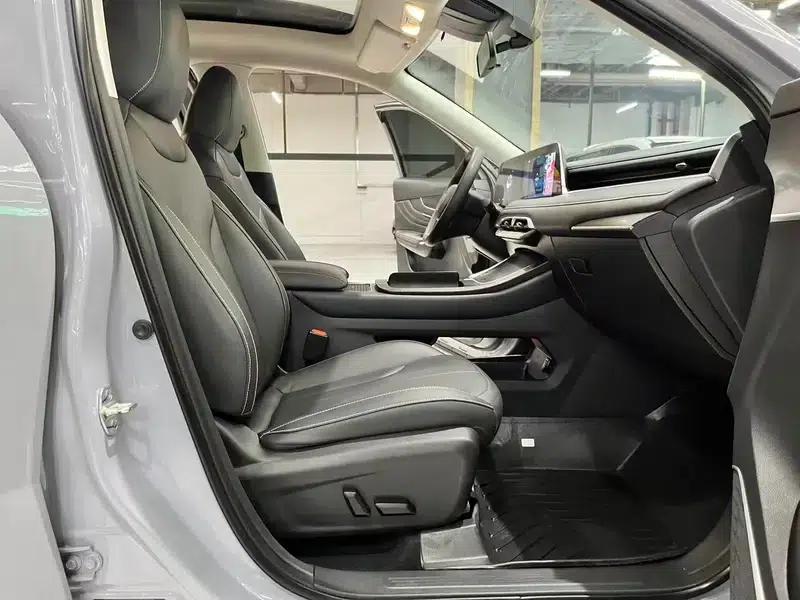 Venucia V DD-i 2023 Model 110KM iE Edition — миниатюра 31