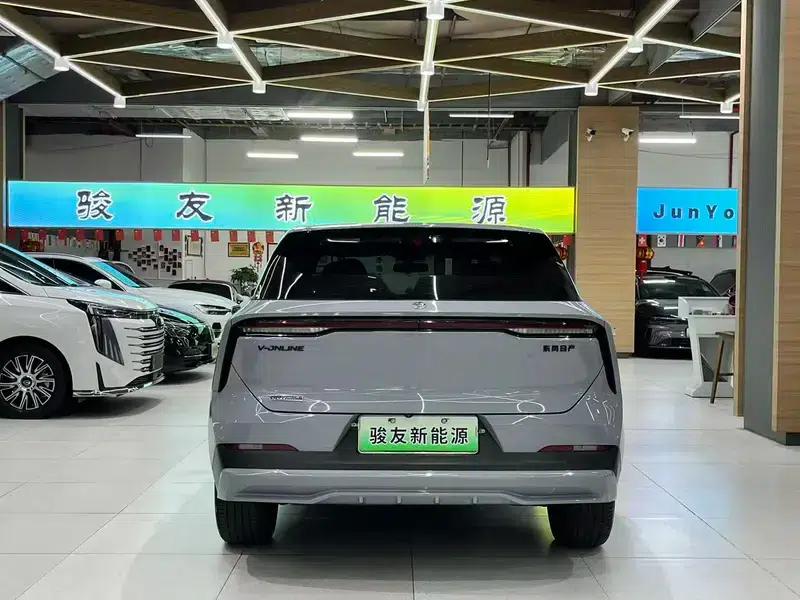Venucia V DD-i 2023 Model 110KM iE Edition — миниатюра 5