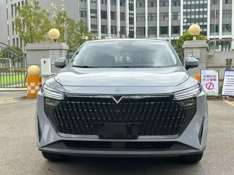 Venucia V DD-i 2025 Orca 150km Cruise Edition — миниатюра 2