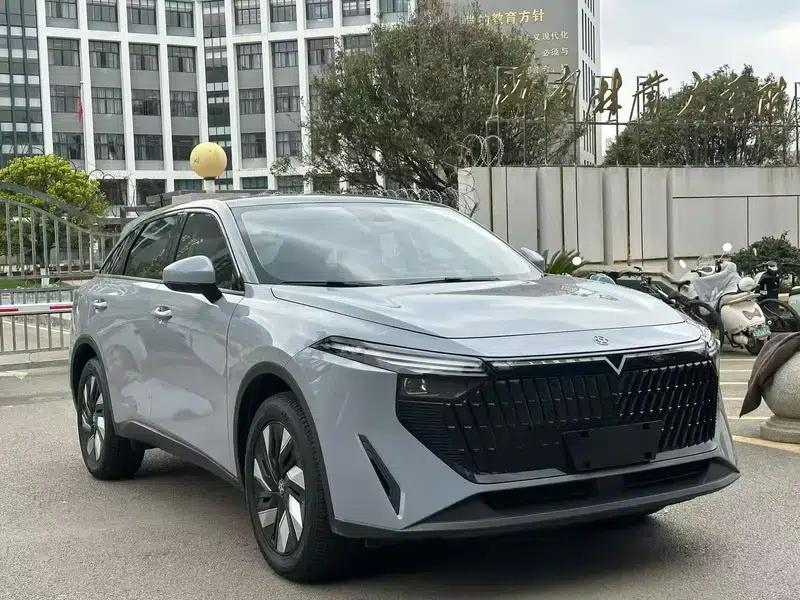 Venucia V DD-i 2025 Orca 150km Cruise Edition — миниатюра 3