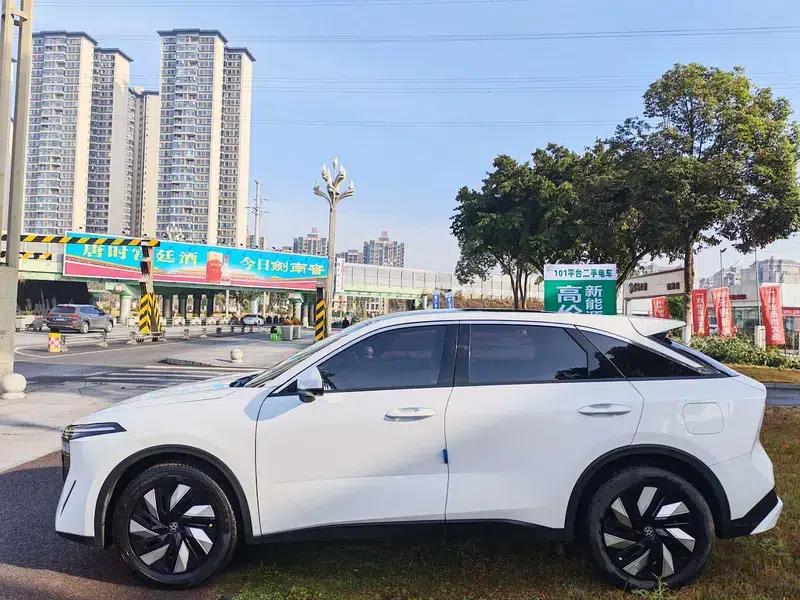 Venucia V DD-i 2023 Model 110KM iE Edition — миниатюра 4