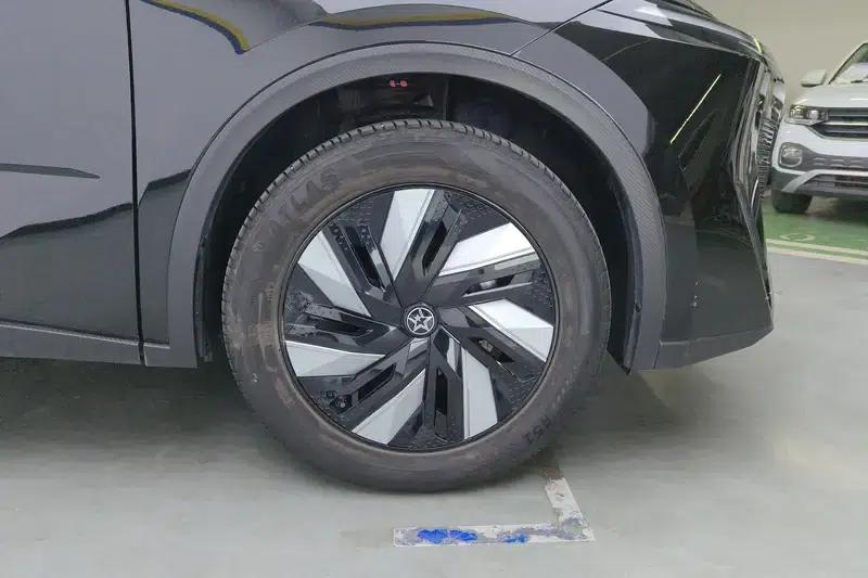 Venucia V DD-i 2023 Model 110KM iE Edition — миниатюра 4