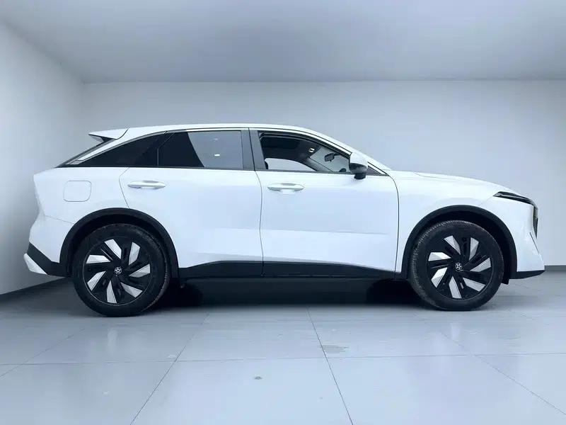 Venucia V DD-i 2023 Model 60KM iD Edition — миниатюра 8