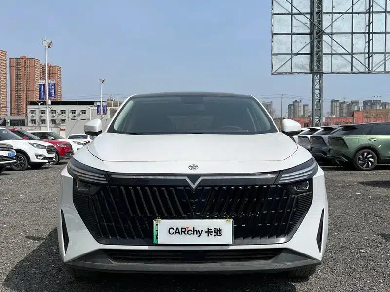 Venucia V DD-i 2023 Model 60KM iD Edition — миниатюра 2