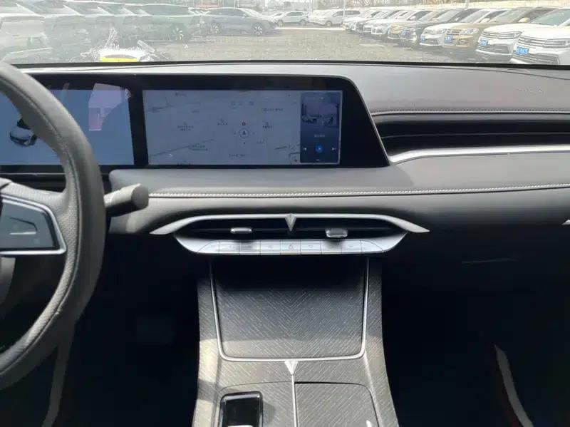 Venucia V DD-i 2023 Model 60KM iD Edition — миниатюра 10