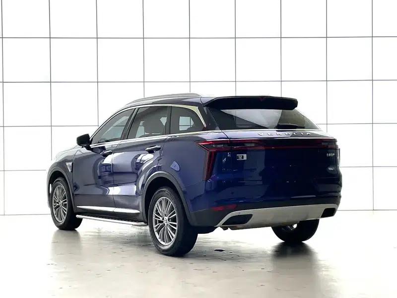 Venucia Star 2022 260T 48V Mild Hybrid Turbocharged Star Enjoyment Edition — миниатюра 5