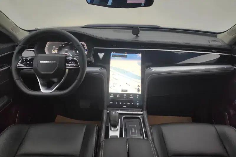 Venucia Star 2020 260T 48V Mild Hybrid Turbocharged Star Enjoy Edition — миниатюра 12