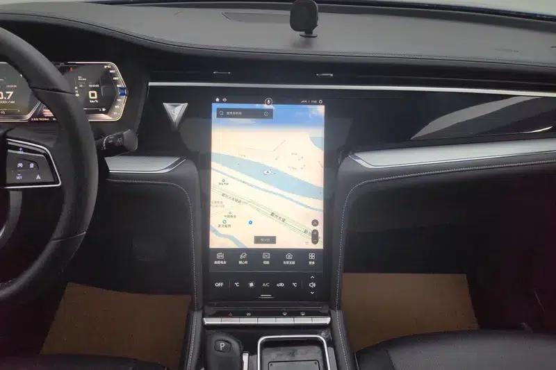 Venucia Star 2020 260T 48V Mild Hybrid Turbocharged Star Enjoy Edition — миниатюра 10