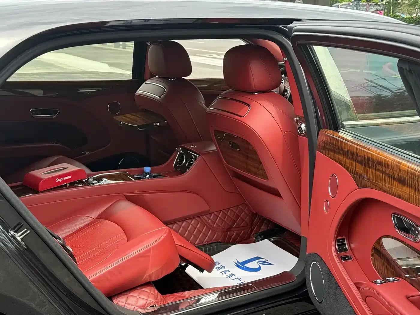 Mulsanne 2017 6.8T Long Wheelbase — миниатюра 17