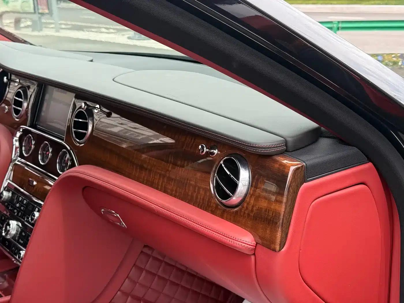 Mulsanne 2017 6.8T Long Wheelbase — миниатюра 20