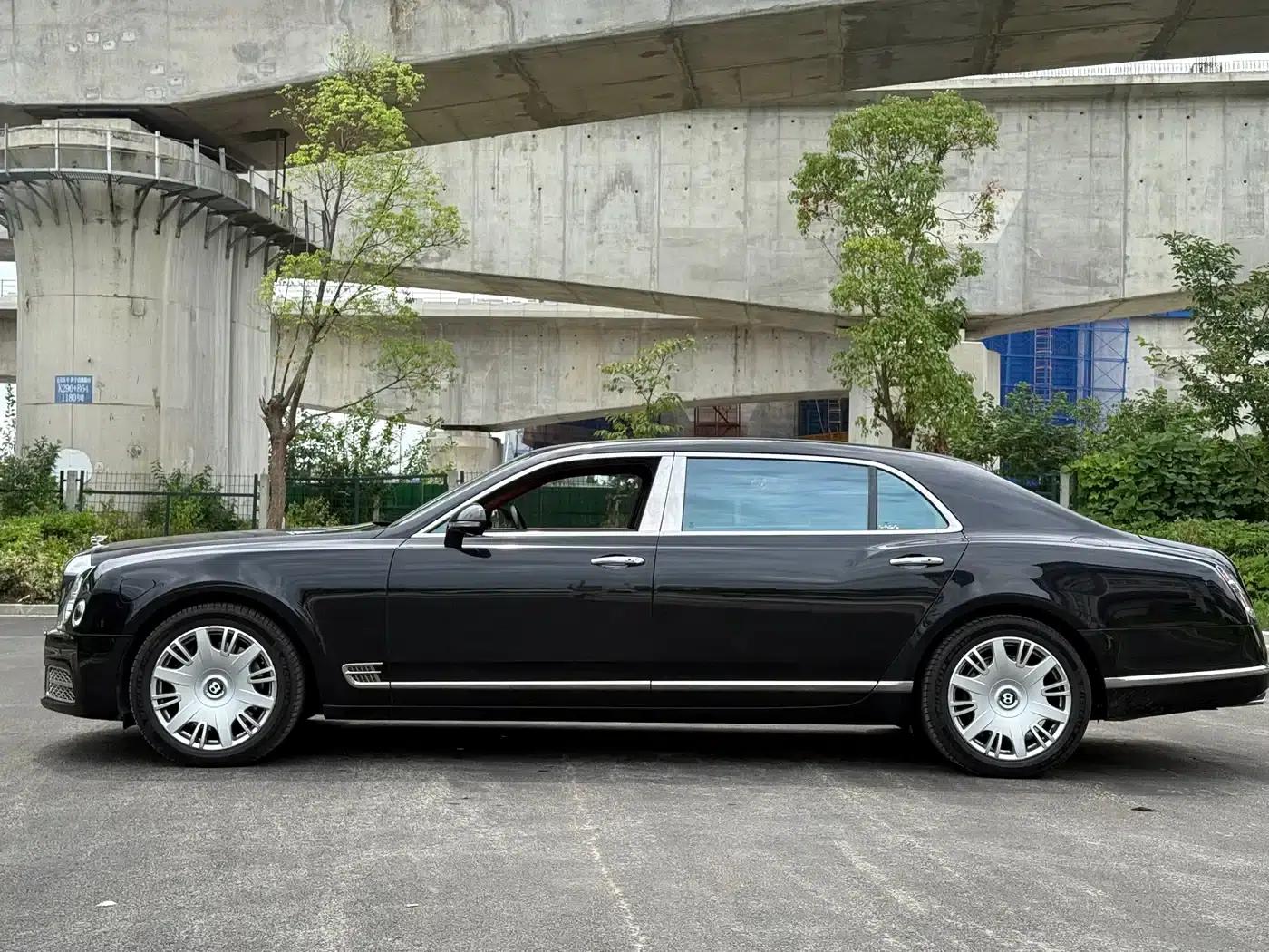 Mulsanne 2017 6.8T Long Wheelbase — миниатюра 4