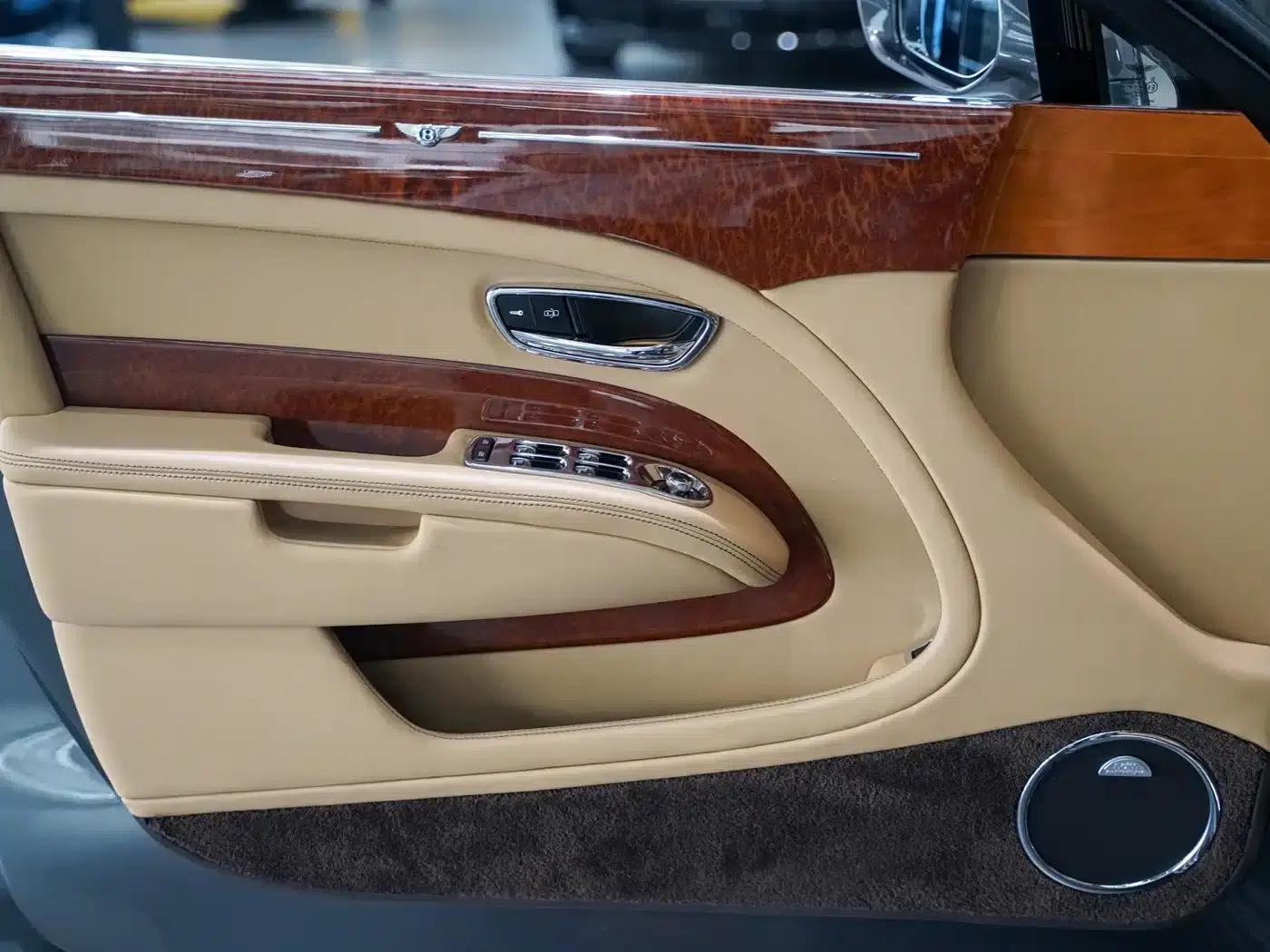 Mulsanne 2017 6.8T Long Wheelbase — миниатюра 19