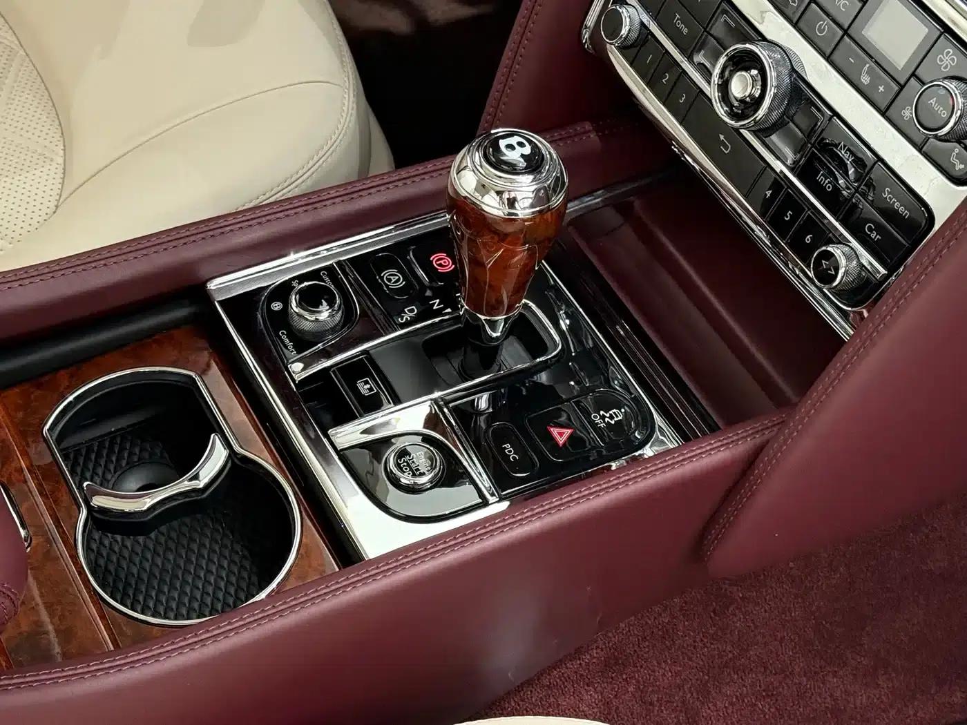 2012 Mulsanne 6.8T Diamond Jubilee — миниатюра 15