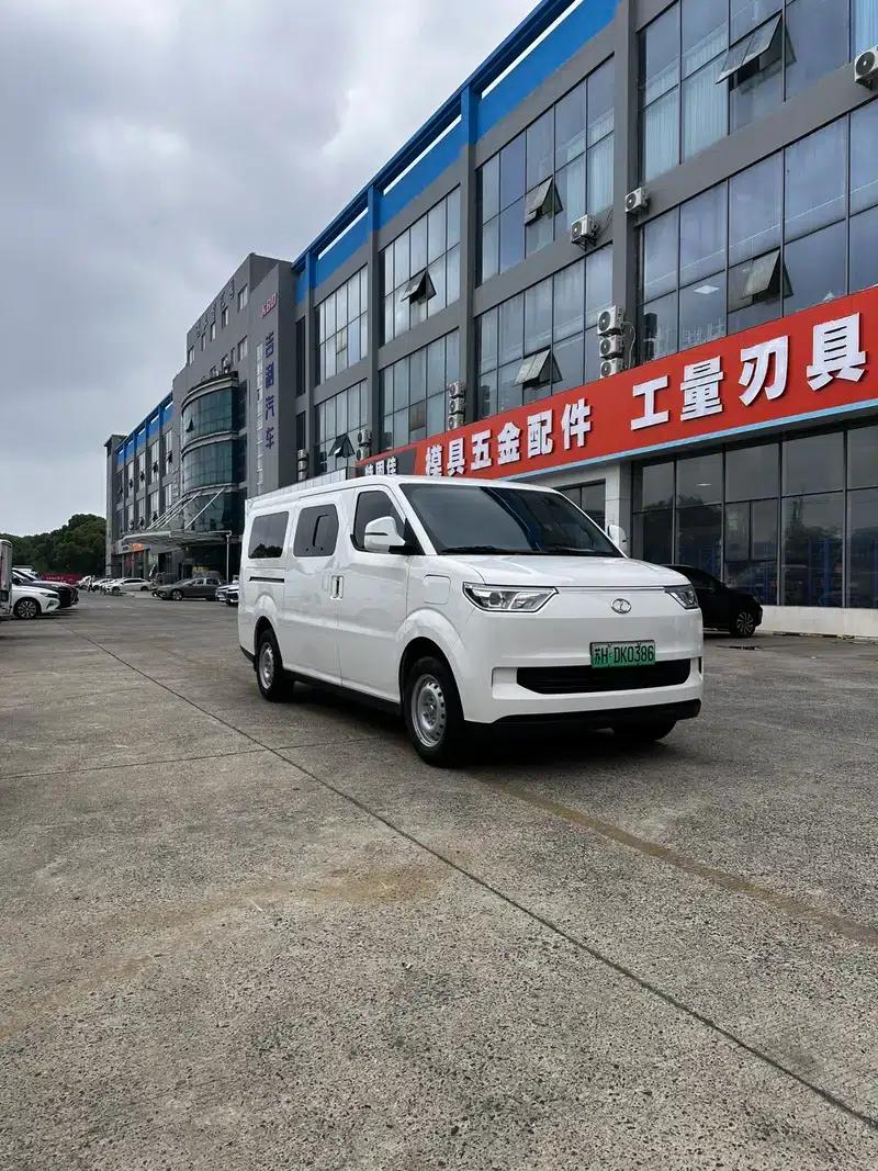 Ruichi EC75 2025 Passenger Smart Supercharging Edition - Beyond Type I 52.16kWh — миниатюра 3