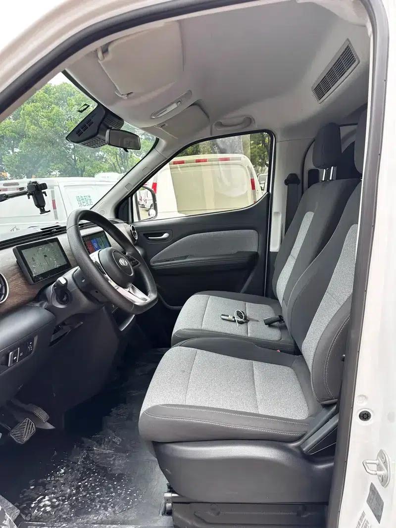 Ruichi EC75 2025 Passenger Smart Supercharging Edition - Beyond Type I 52.16kWh — миниатюра 7