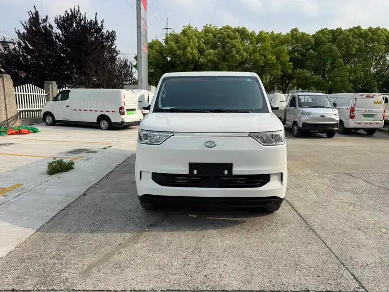 Ruichi EC75 2024 Cargo Pioneer I 41.5kWh — миниатюра 2