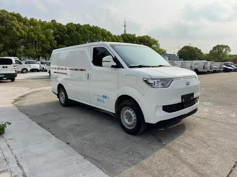 Ruichi EC75 2024 Cargo Pioneer I 41.5kWh — миниатюра 3