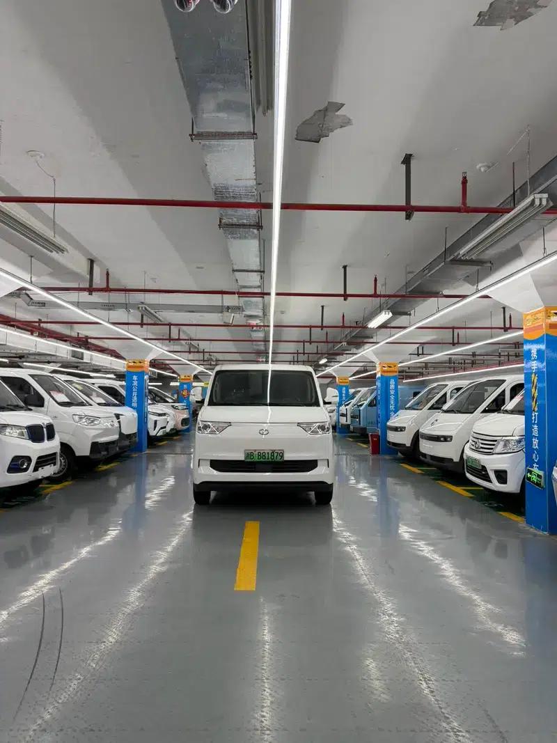 Ruichi EC75 2023 Cargo Pioneer I 41.85kWh — миниатюра 2