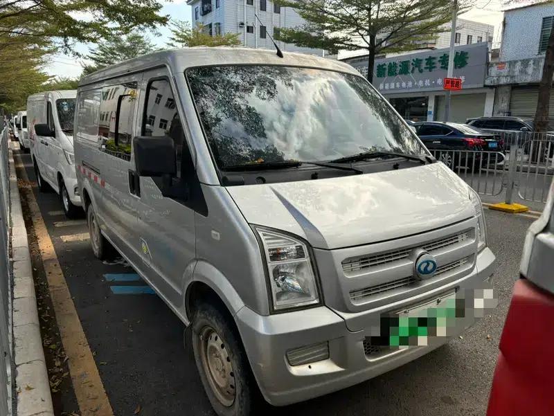 Ruichi EC35 2022 EC35 II Standard Edition 39.42kWh — миниатюра 2