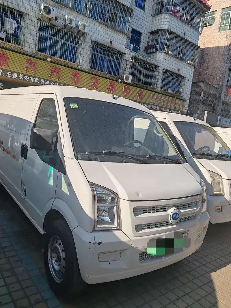 Ruichi EC35 2022 EC35 II Long Range Version 41.85kWh — миниатюра 3