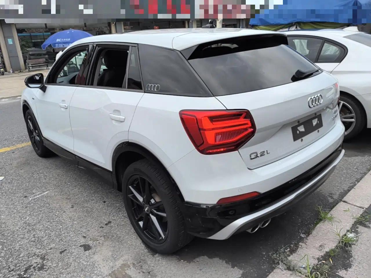 Audi Q2L 2020 35 TFSI Ambition Dynamic Edition — миниатюра 4