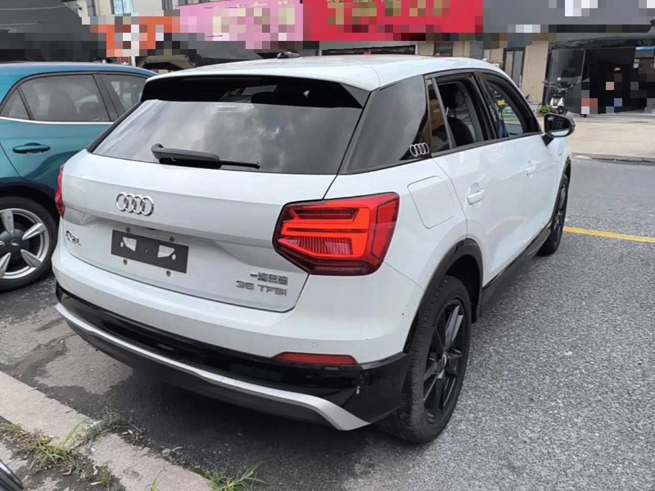Audi Q2L 2020 35 TFSI Ambition Dynamic Edition — миниатюра 6