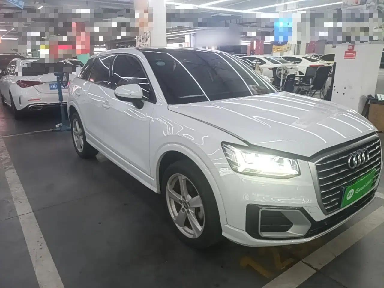 Audi Q2L 2020 35 TFSI Fashionable and Elegant Model — миниатюра 3