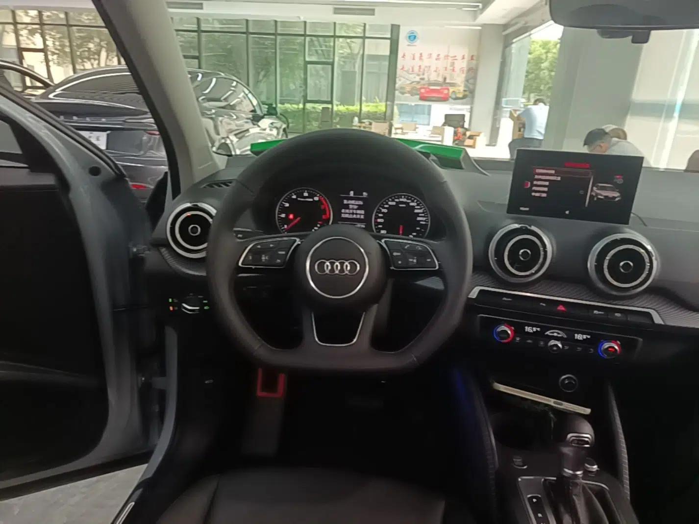 Audi Q2L 2023 35TFSI Fashion Dynamic Model — миниатюра 13