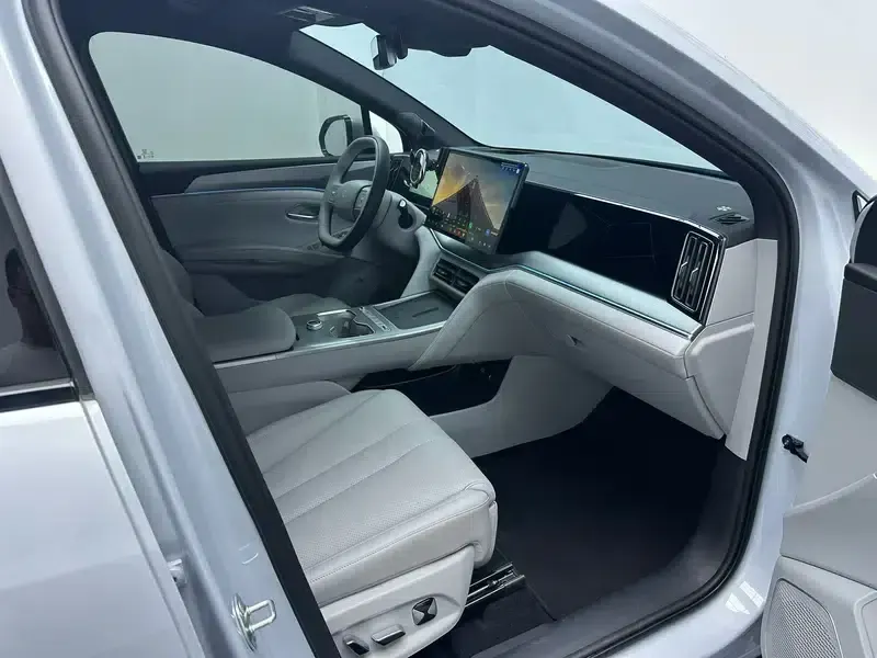 Song Ultra EV 2026 710KM Excellent Edition — миниатюра 4