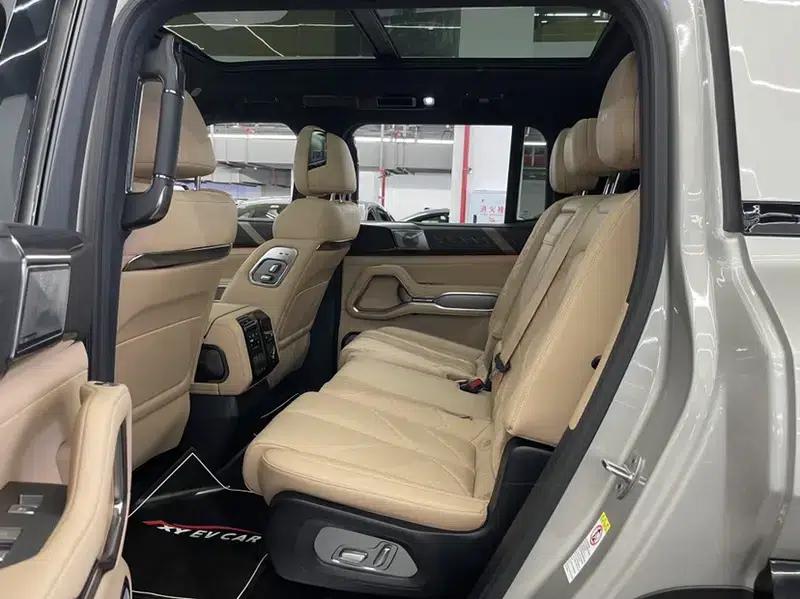 Leopard 8 2025 Smart & Brave Flagship Edition 7-Seater — миниатюра 31