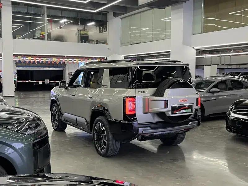 Leopard 8 2025 Smart & Brave Flagship Edition 7-Seater — миниатюра 5