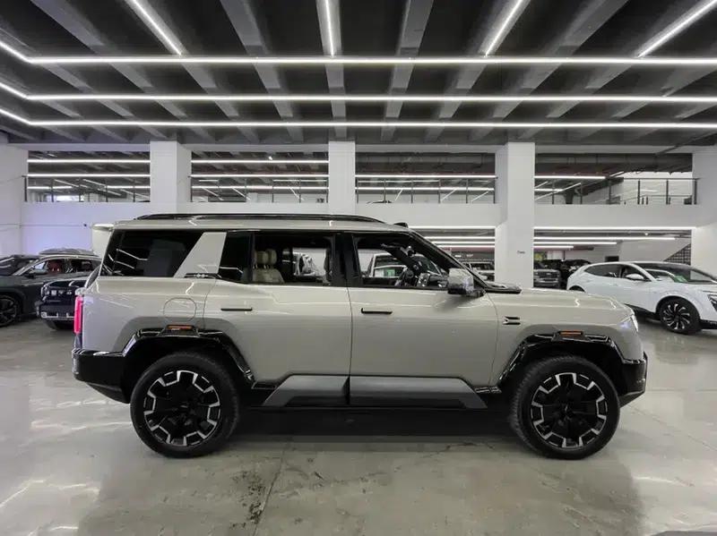Leopard 8 2025 Smart & Brave Flagship Edition 7-Seater — миниатюра 8
