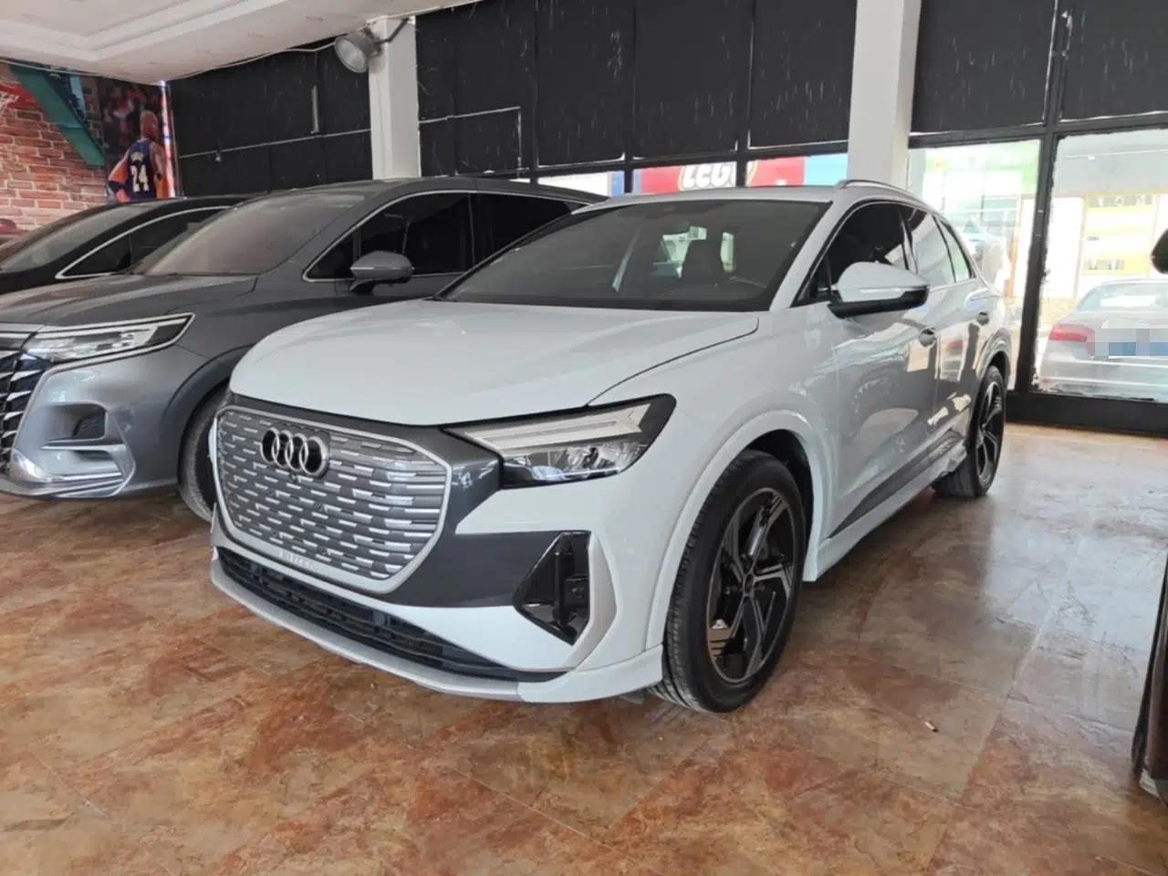 Audi Q4 e-tron 2023 40 e-tron Boundary Edition — миниатюра 1