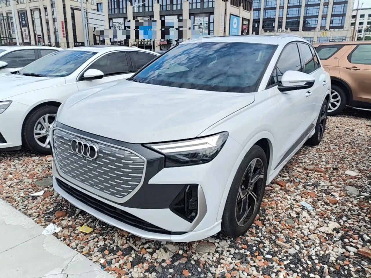 Audi Q4 e-tron 2023 40 e-tron Boundary Edition — миниатюра 1
